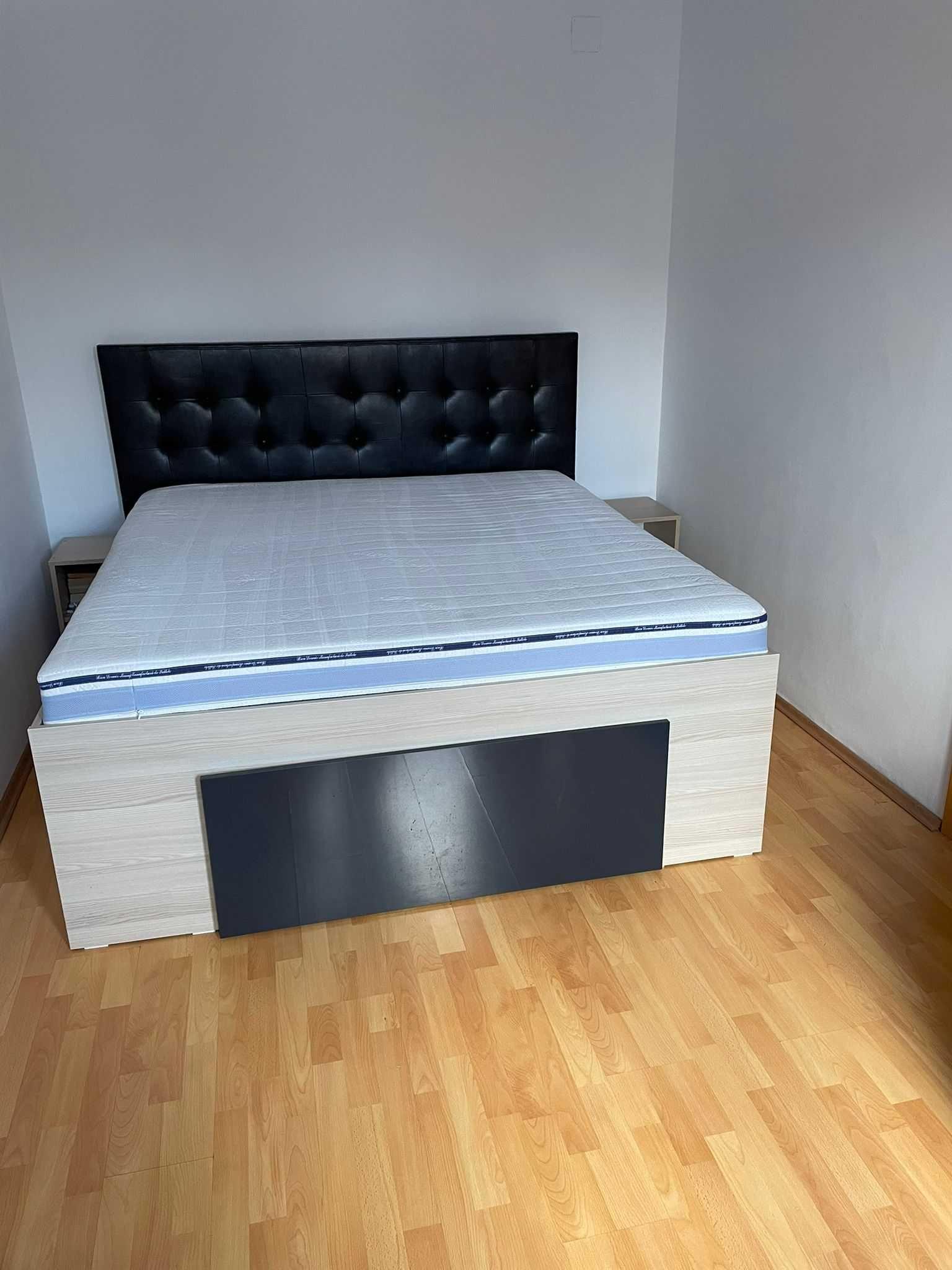 Inchiriez apartament centru civic