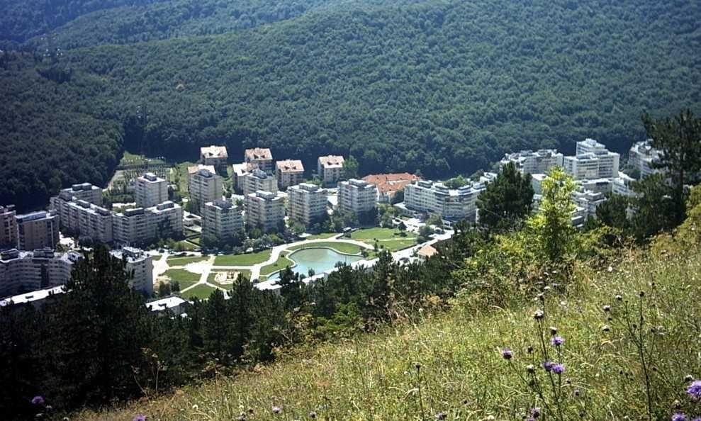 inchiriez apartament apartament parter 2 camere Brasov,cartier Racadau