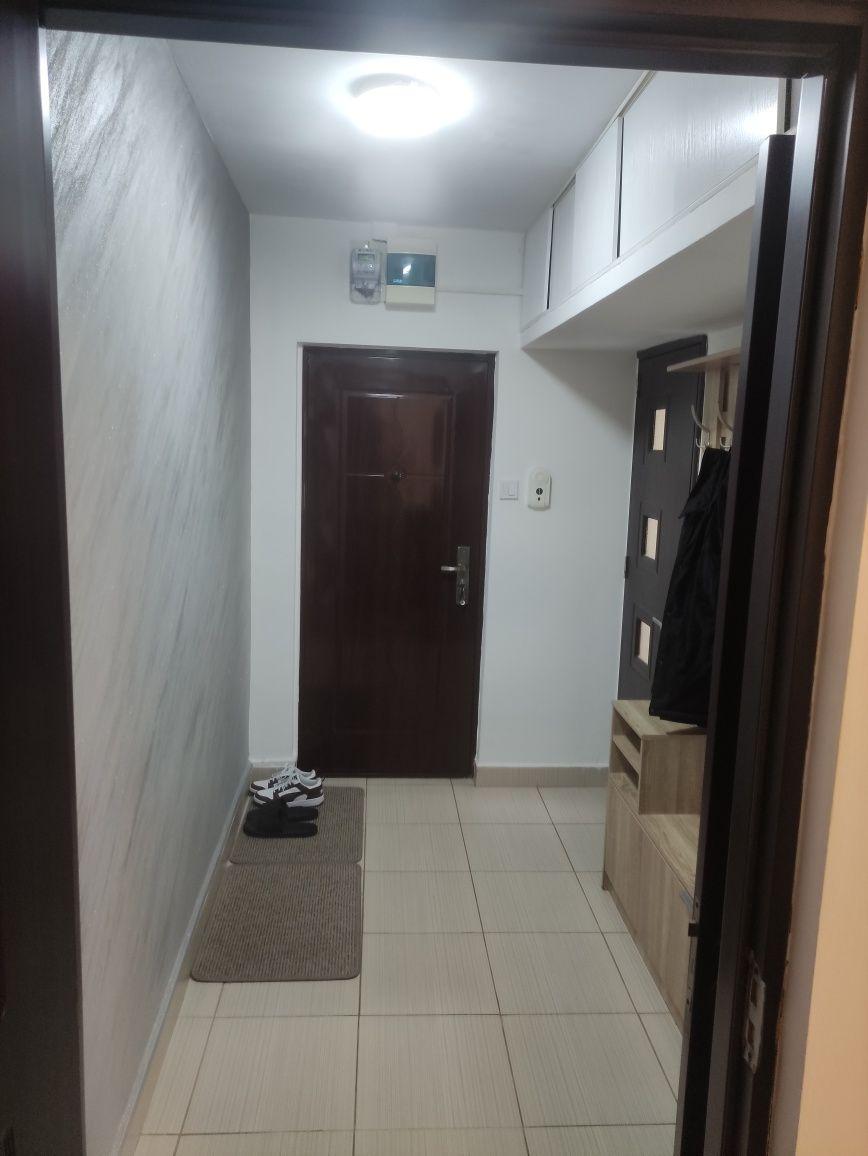 Apartament 2 camere de închiriat