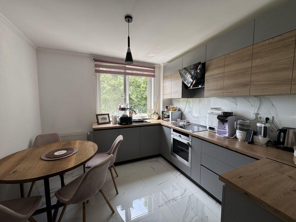 Vand apartament 2 camere