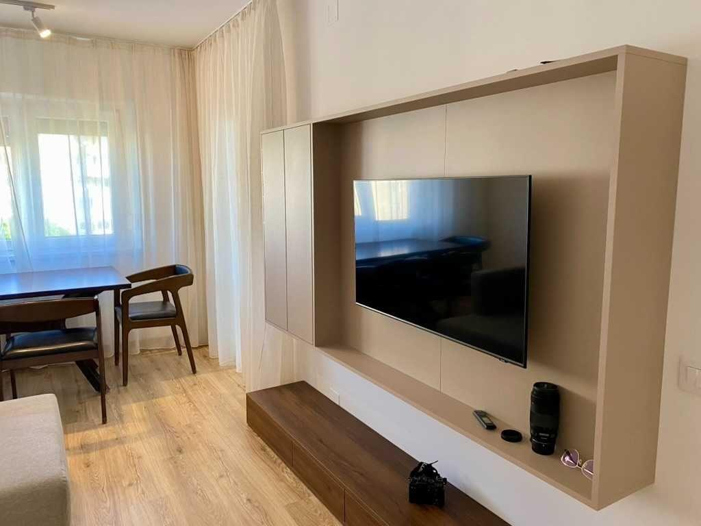 Apartament decomandat cu 3 camere in zona Ramada - imagine 1