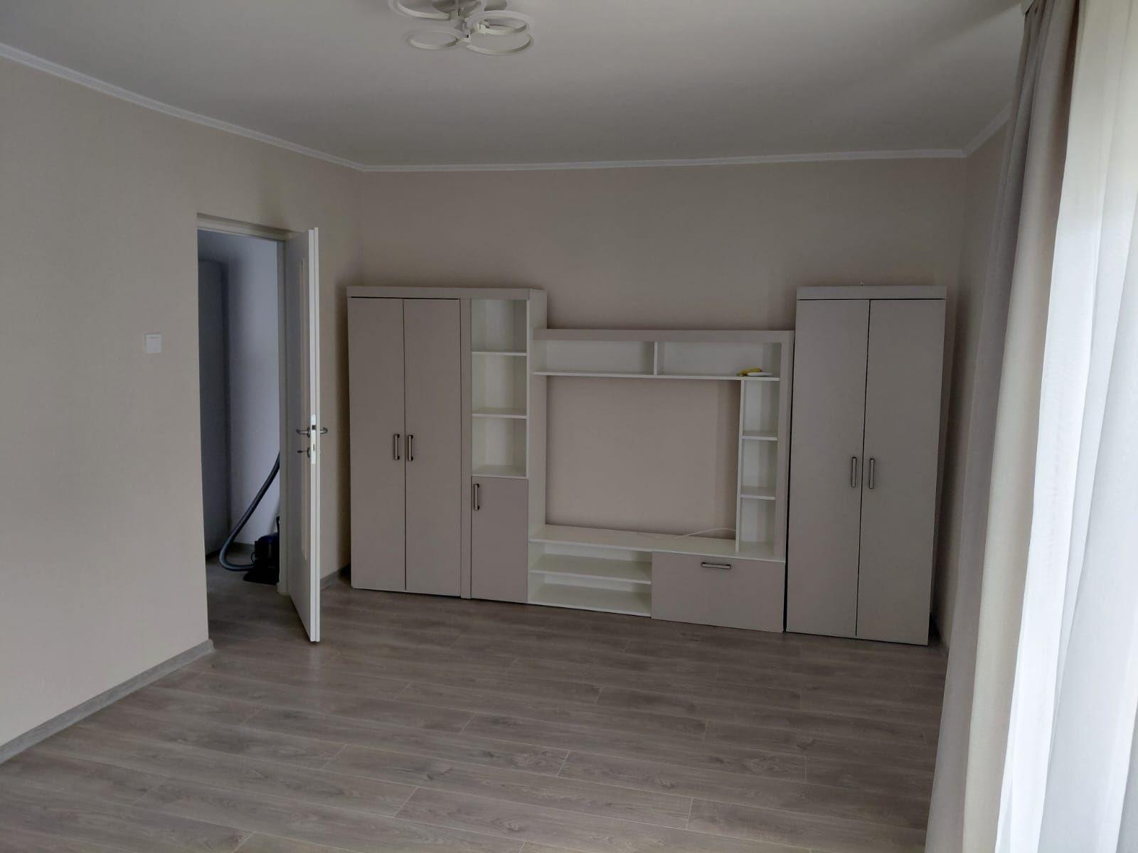 Dau in chirie apartament 2 camere Iosia