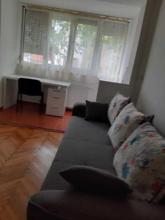Inchiriez apartament 2 camere Rogerius