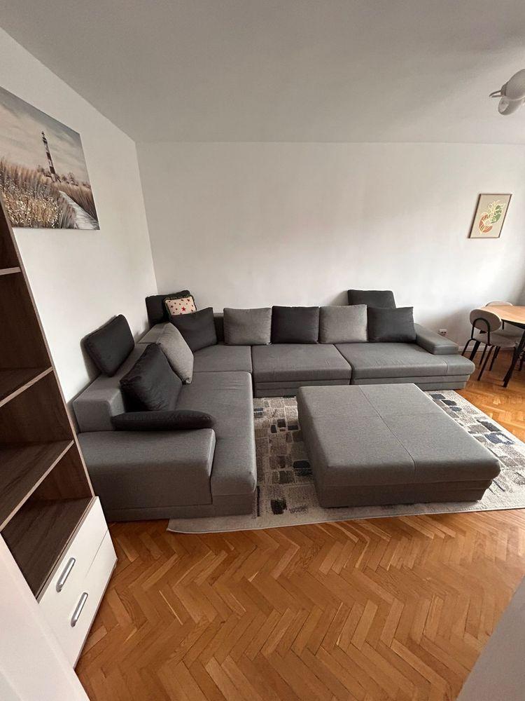 Persoana fizica inchiriez apartament central cu 3 camere, 2 balcoane si loc de parcare 550euro negociabil