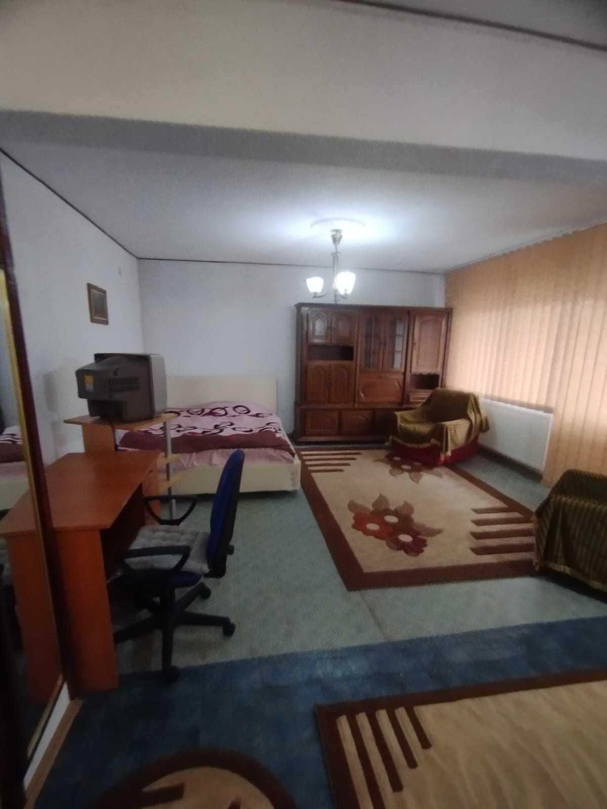 Garsoniera de vanzare in Ploiesti - imagine 1