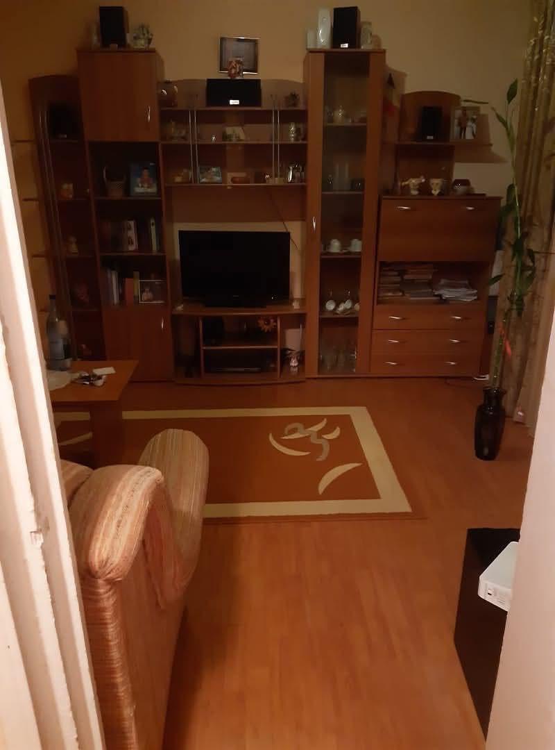 Închiriere apartament cu două camere