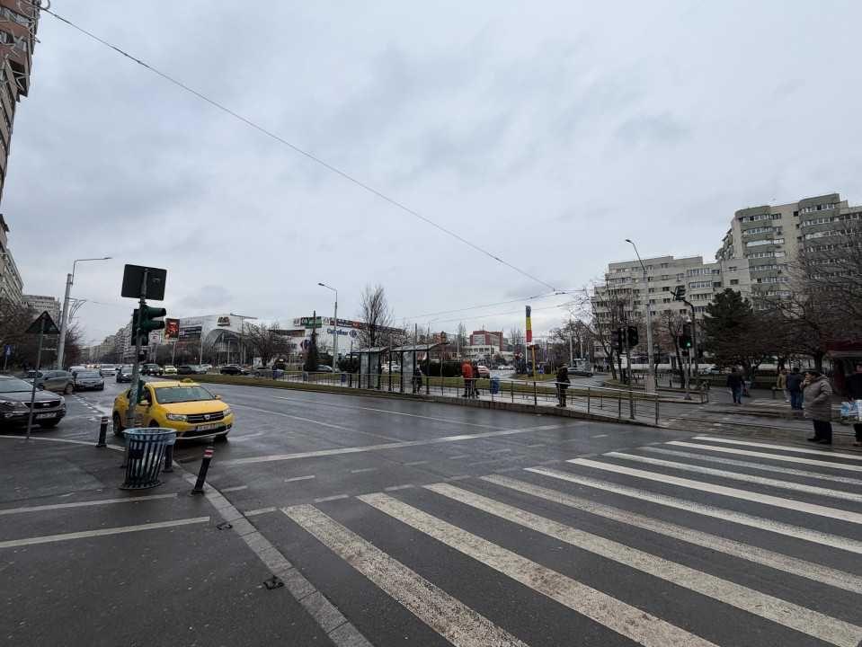 VIS-A-VIS MEGA MALL SUPER VAD - Spatiu comercial liber din 2 iunie! Stay tuned - Proprietar!!!