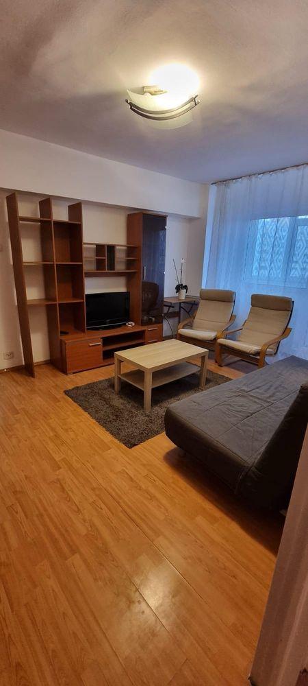 Proprietar inchiriez 2 camere Mega Mall, Stadionul National, Basarabia, Titan