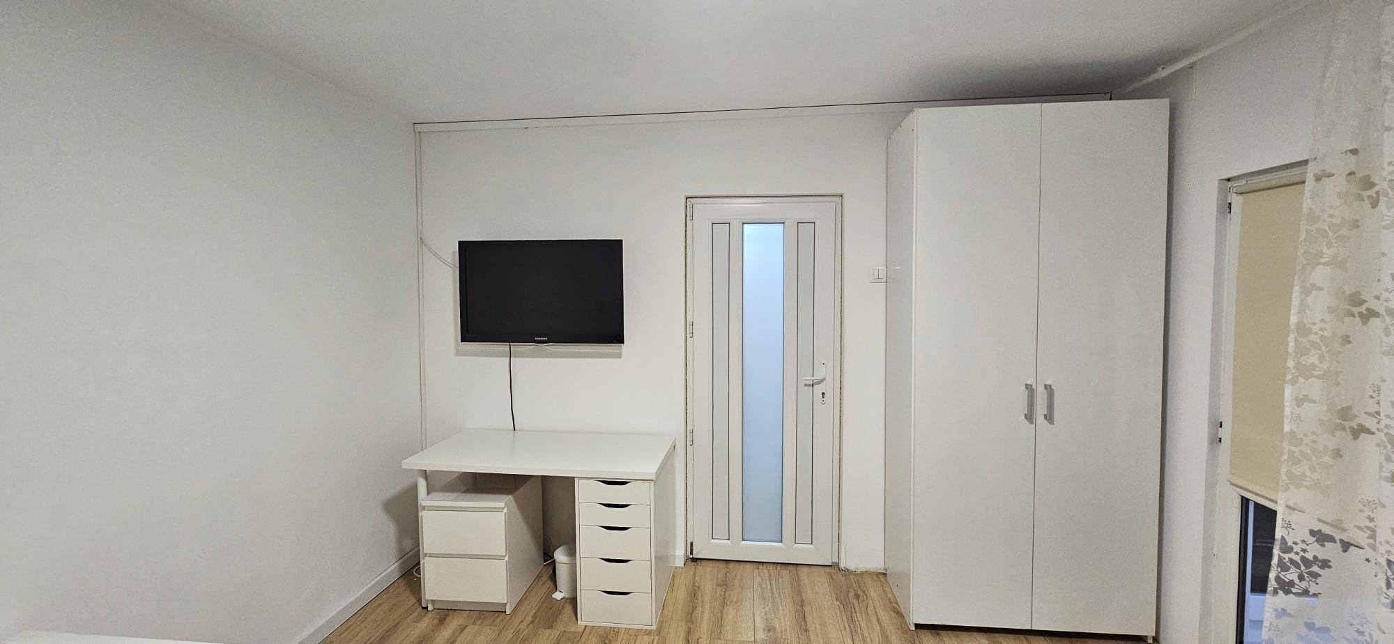 Inchiriez apartament 2 camere