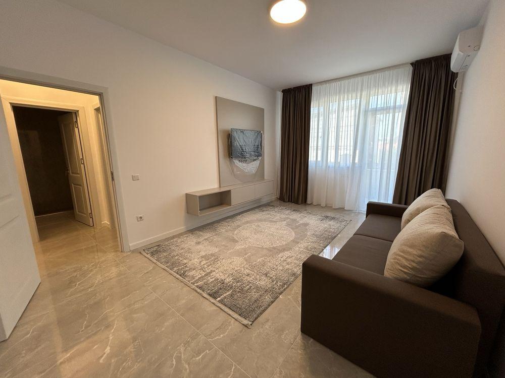Apartament de închiriat cu gradină.(Zona Titan)