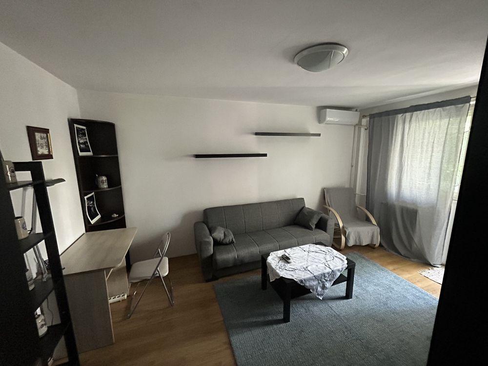 Vand apartament 2 camere sector 4 Brancoveane