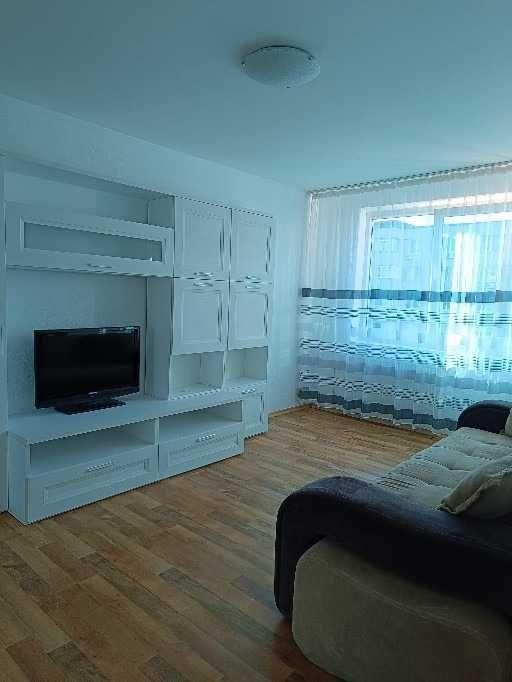 Vand apartament 2 camere