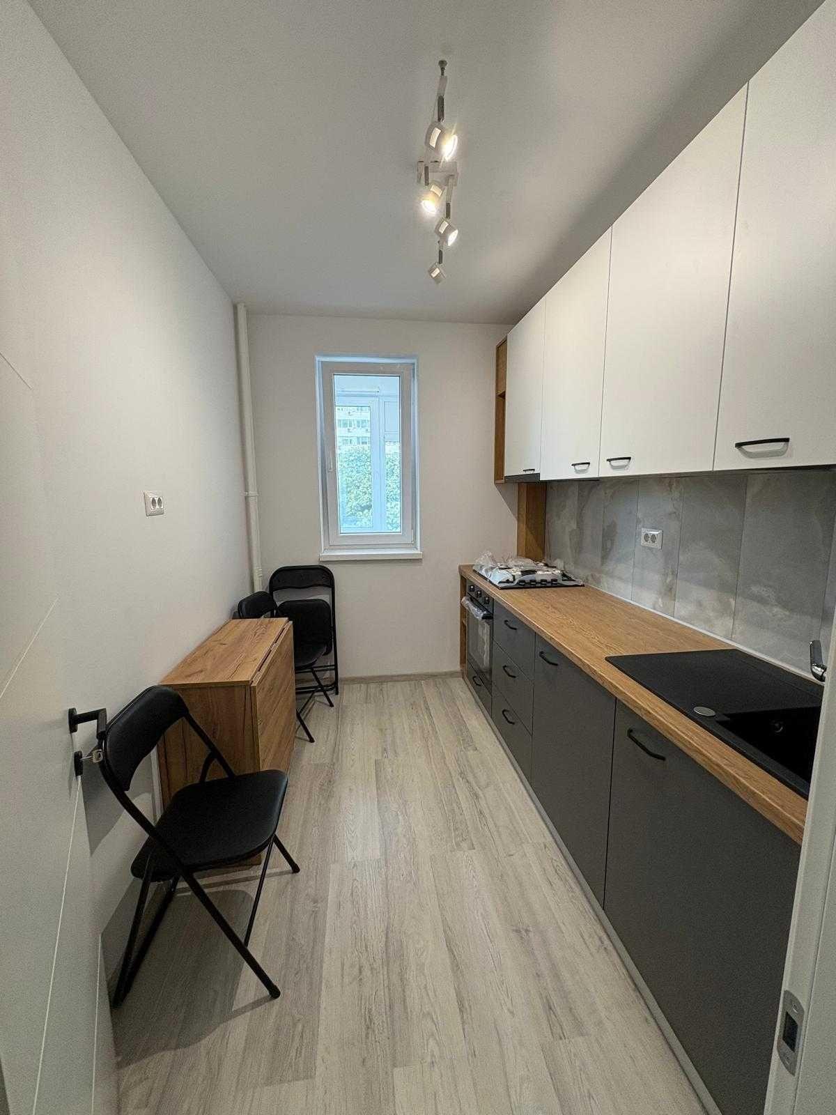 Apartament 2 camere complet renovat si utilat, totul nou de vanzare