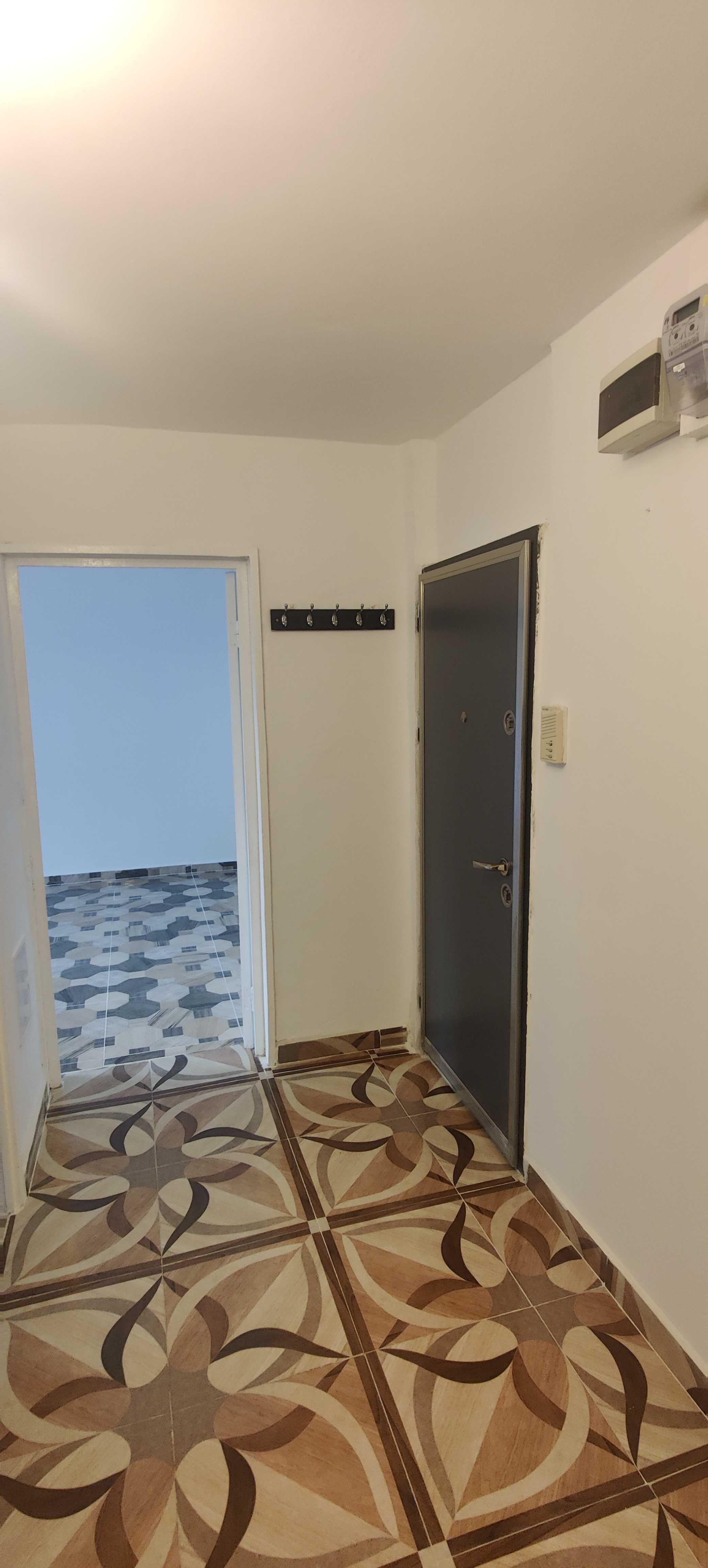 Proprietar vand apartament 2 camere Str. Stanjeneilor