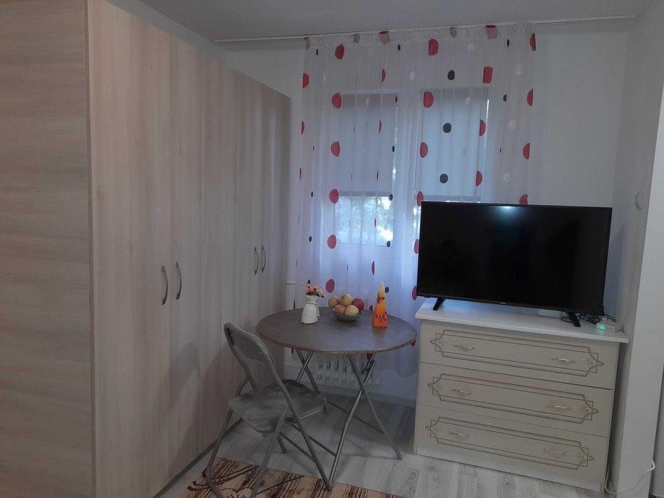 Închiriez garsoniera Moghioros