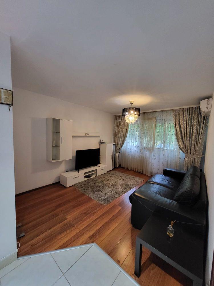 Inchirierz apartament 2 camere, Mall Afi, metrou Favorit, mibilat