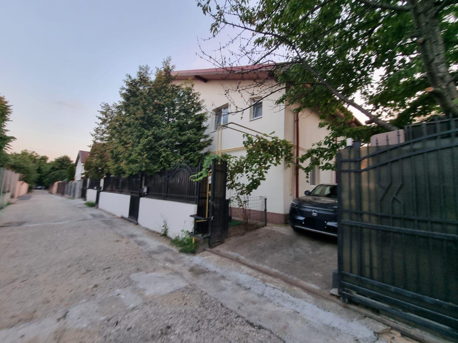 Casa tip Duplex | Calea Giulești , Sector 6 | 169 mp utili | 200 mp teren | Curte proprie | 2 locuri de parcare | Direct proprietar | Acte în regulă!