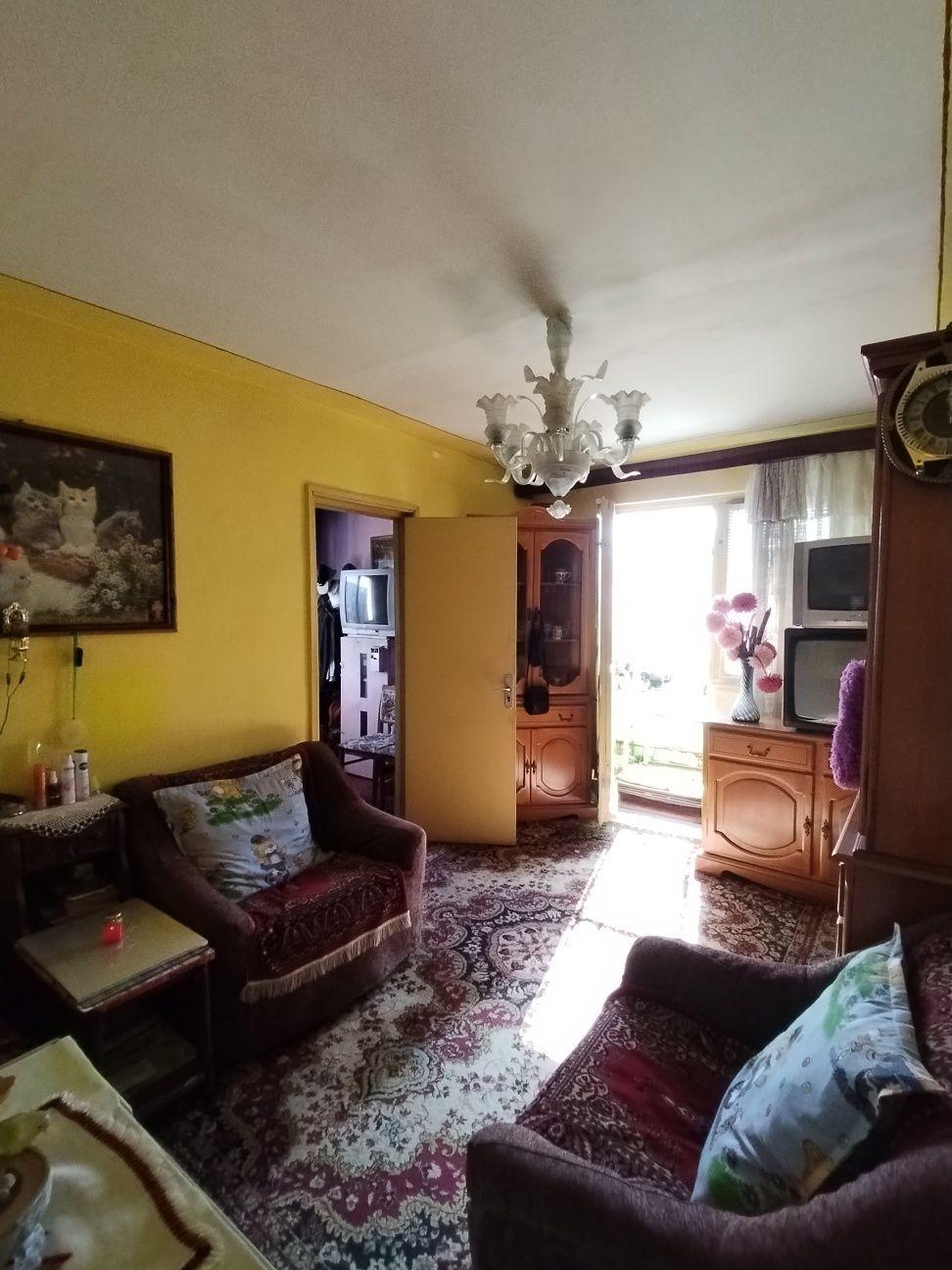 Proprietar-Vând apartament 2 camere semidecomandat Gavana 2 - imagine 1