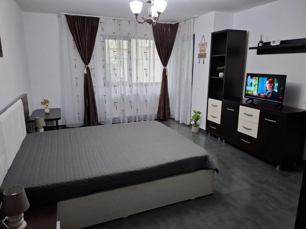 Inchiriez garsoniera complex Balcescu Residence Pitesti - imagine 1