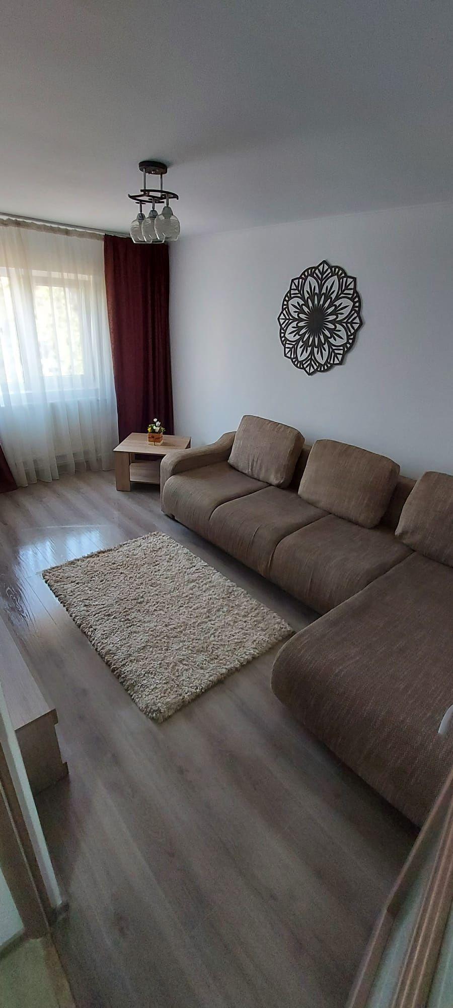 Închiriez garsoniera Gavana 3 cf 1 decomandată et 1 - imagine 1