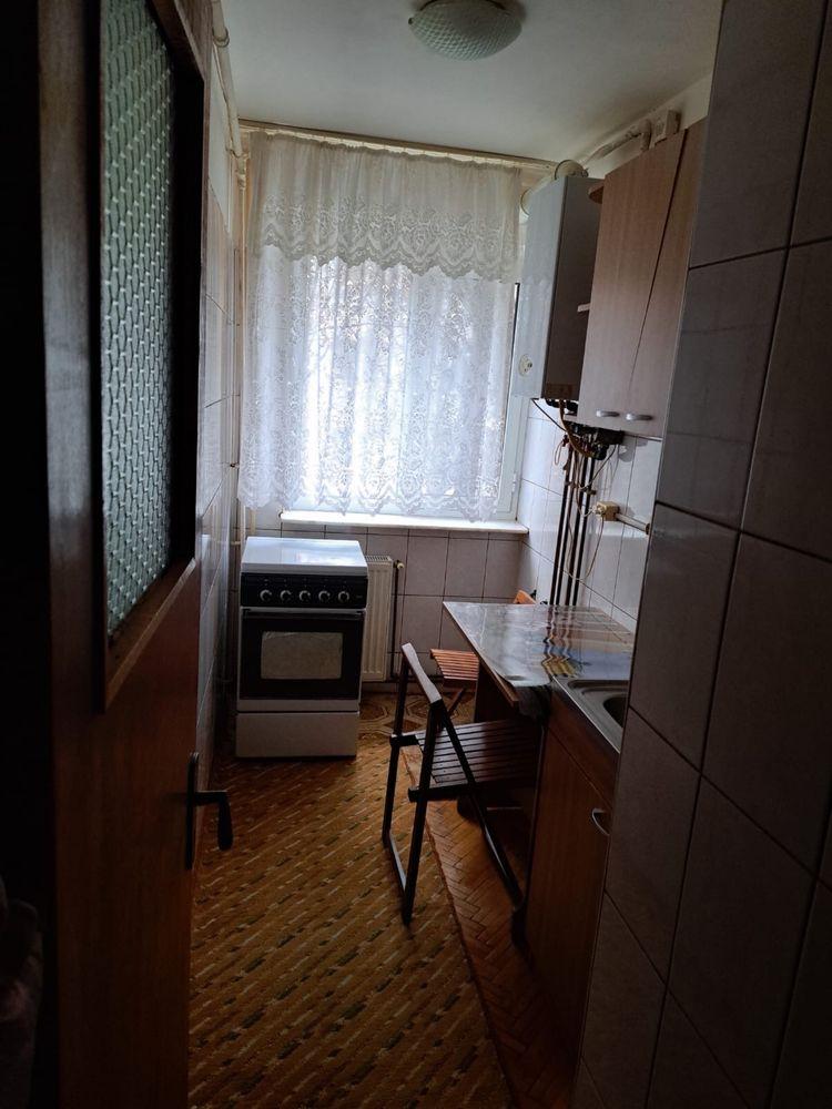 Inchiriez apartament 2 camere  craiovei