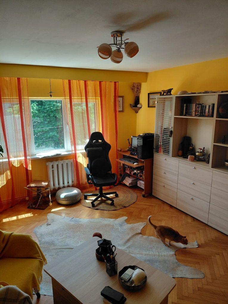 Apartament 3 camere et.2 ultracentral - imagine 1