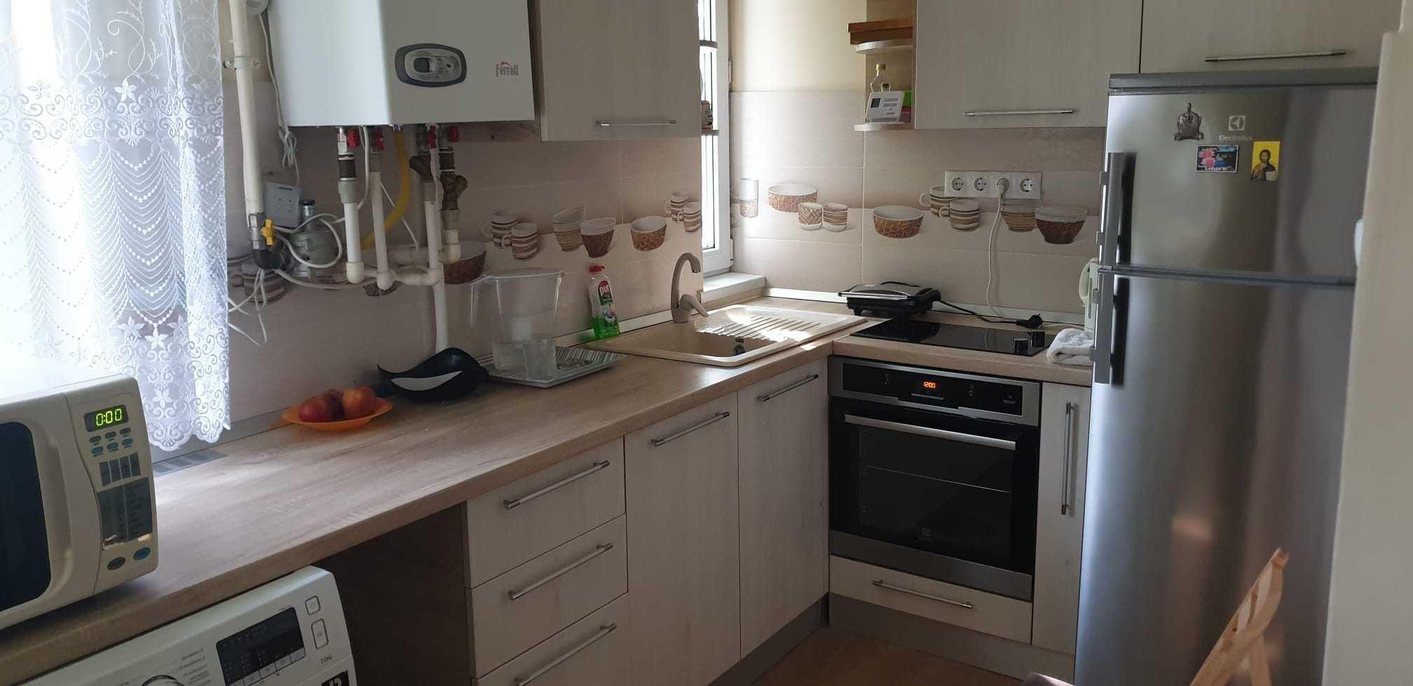 Închiriez apartament 2 camere