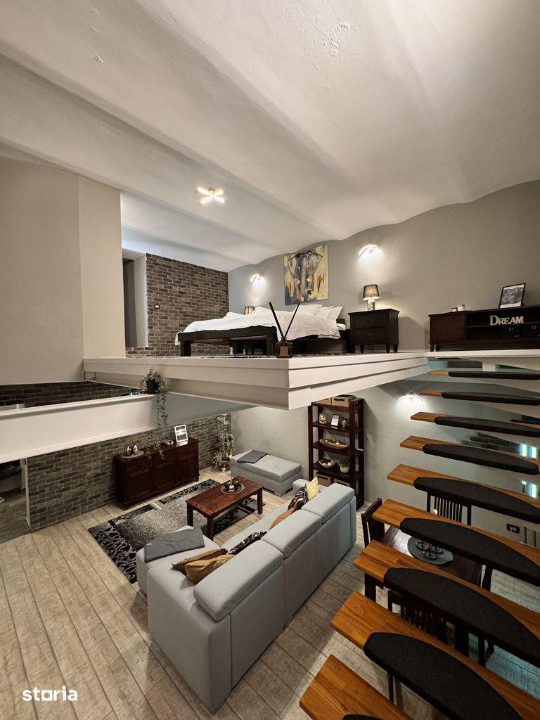 Loft elegant pe 2 niveluri, mobilat premium, centru orasului.