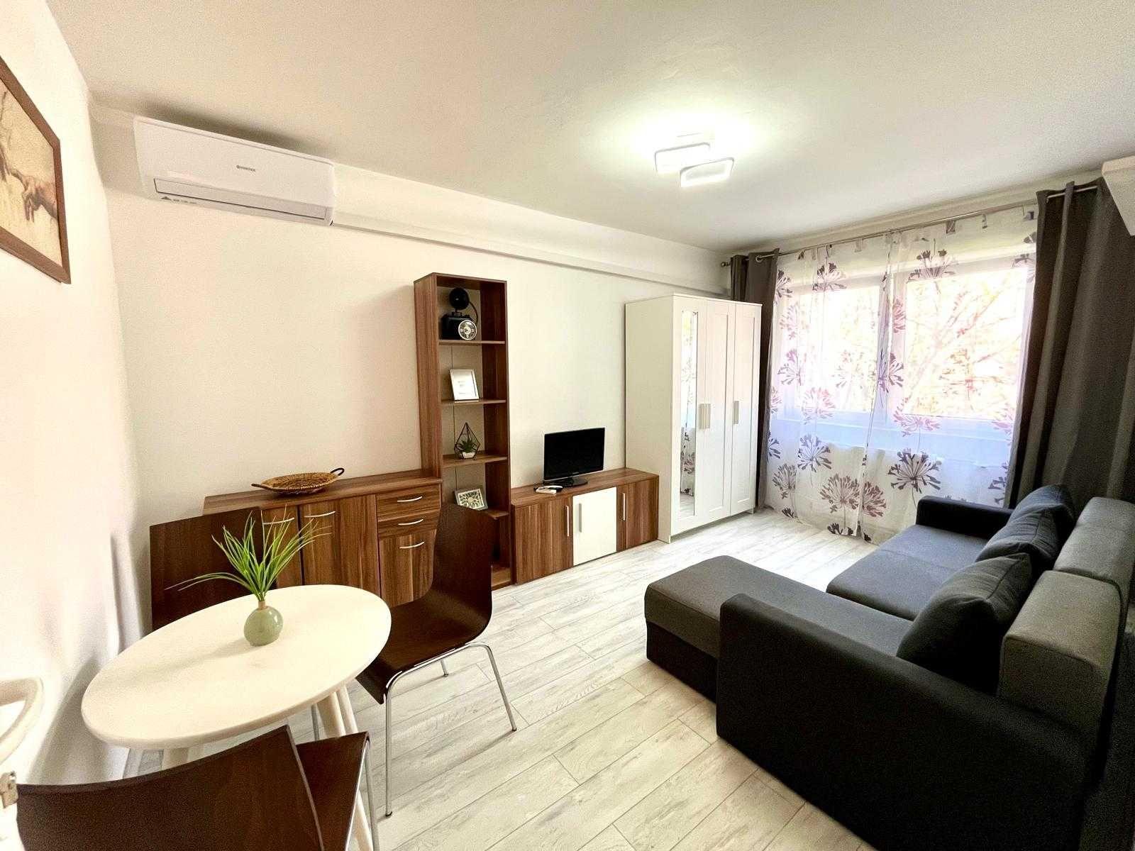 Proprietar inchiriez apartament 2 cam. zona Banu Maracine recent renovat