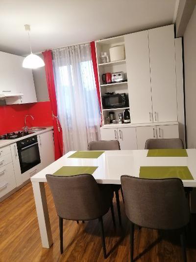 Apartament de închiriat! Zona UTA