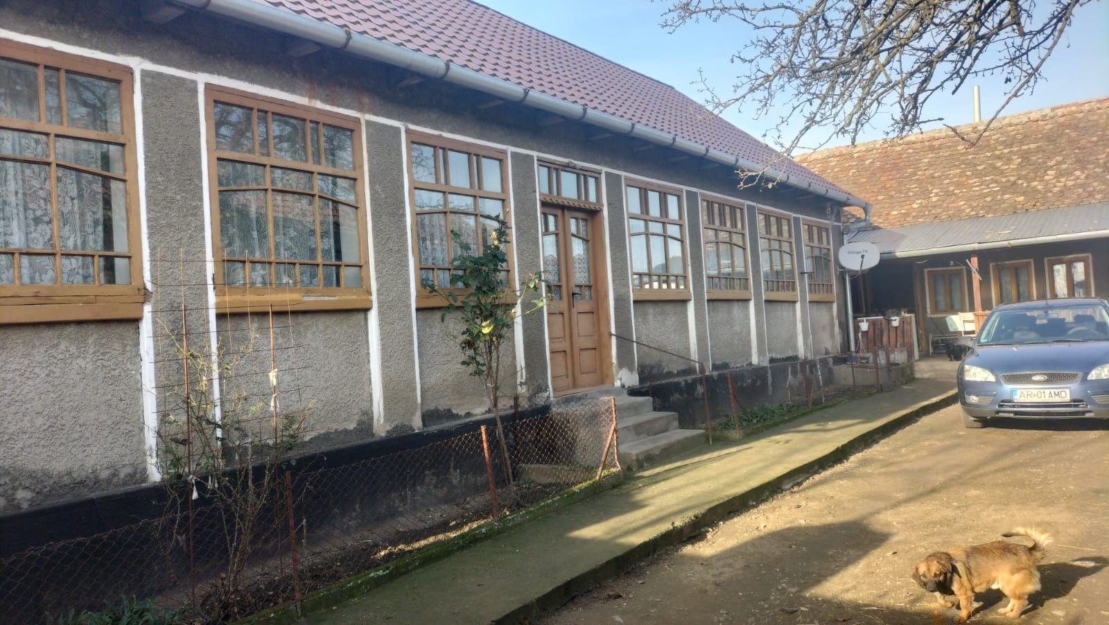 Vand casa in secula Arad