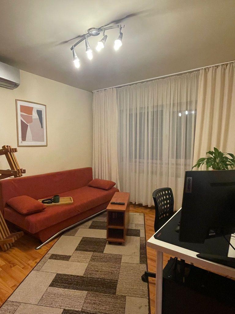 Închiriez apartament 1 camera - imagine 1