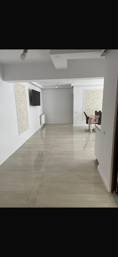 persoana fizica vand ap 3 camere 76 mp utili - imagine 1