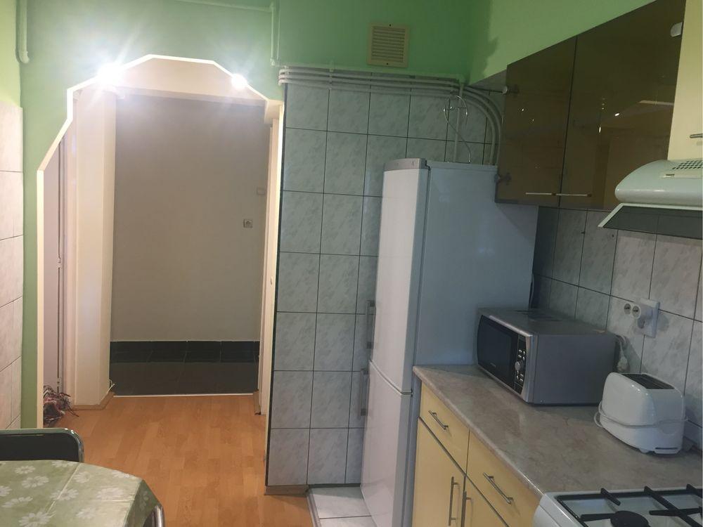 Inchiriez apartament doua camere in marasti