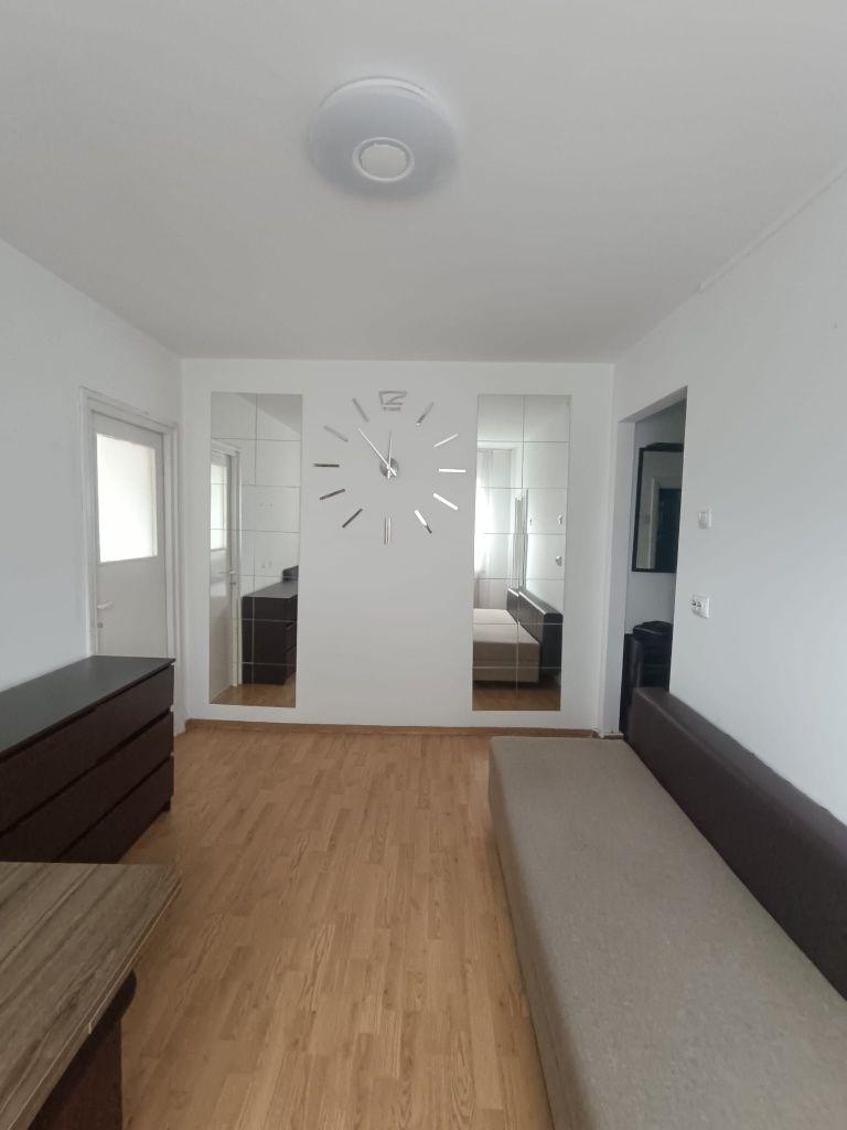Apartament 2 camere, de închiriat, Gheorgheni, strada Bușteni