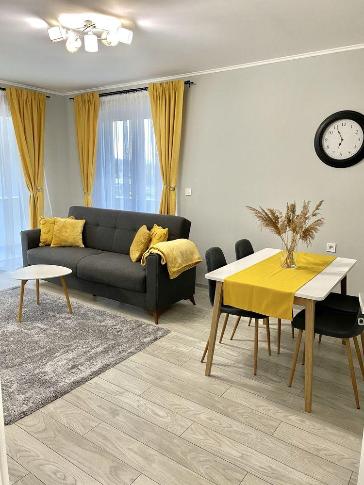 Inchiriez apartament cu 2 camere, cu loc de parcare+ boxa de depozitare-Maurer