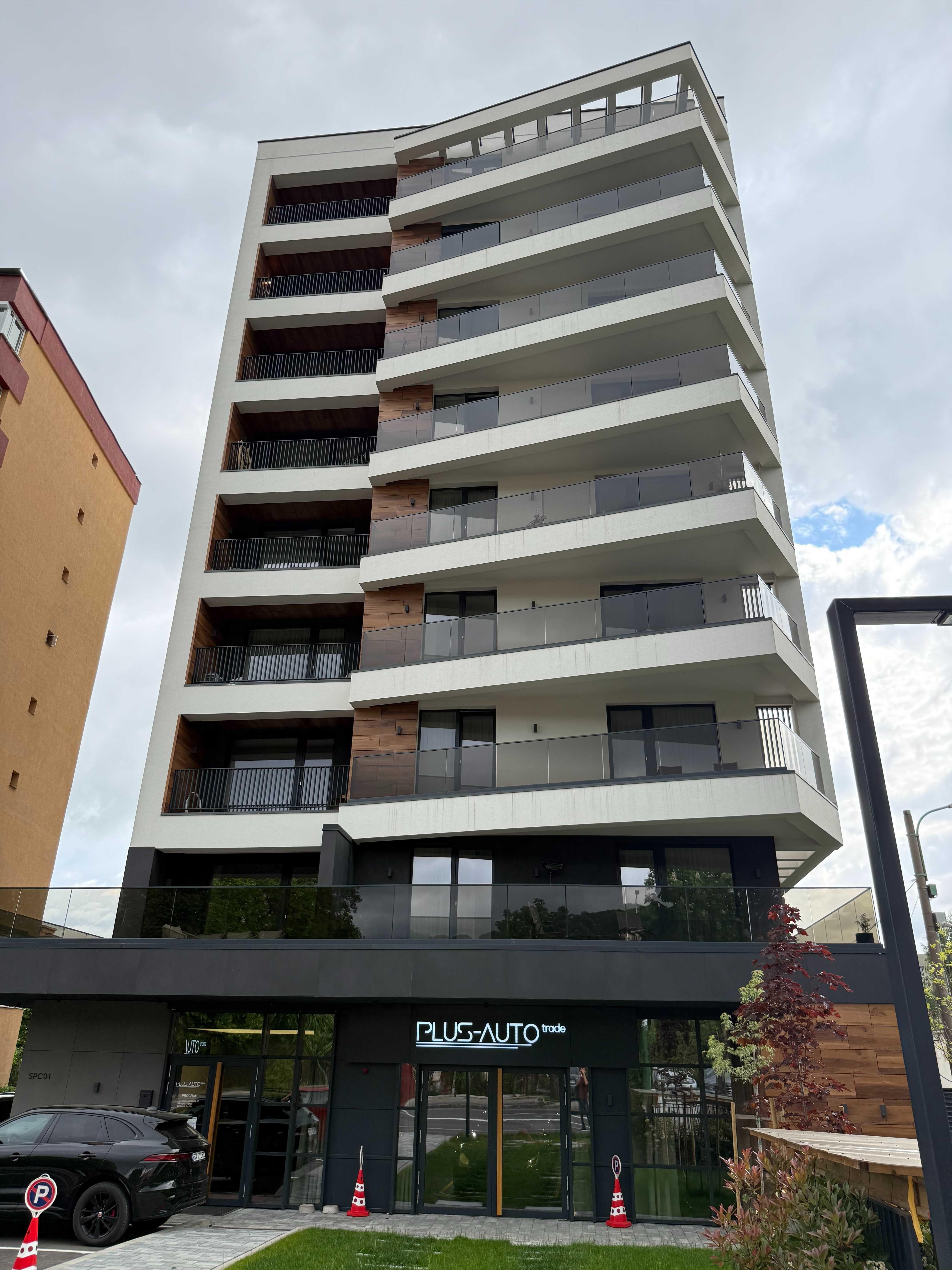 Apartament 2 camere Cosmopolit Rise Brasov, parcare subterana si boxa