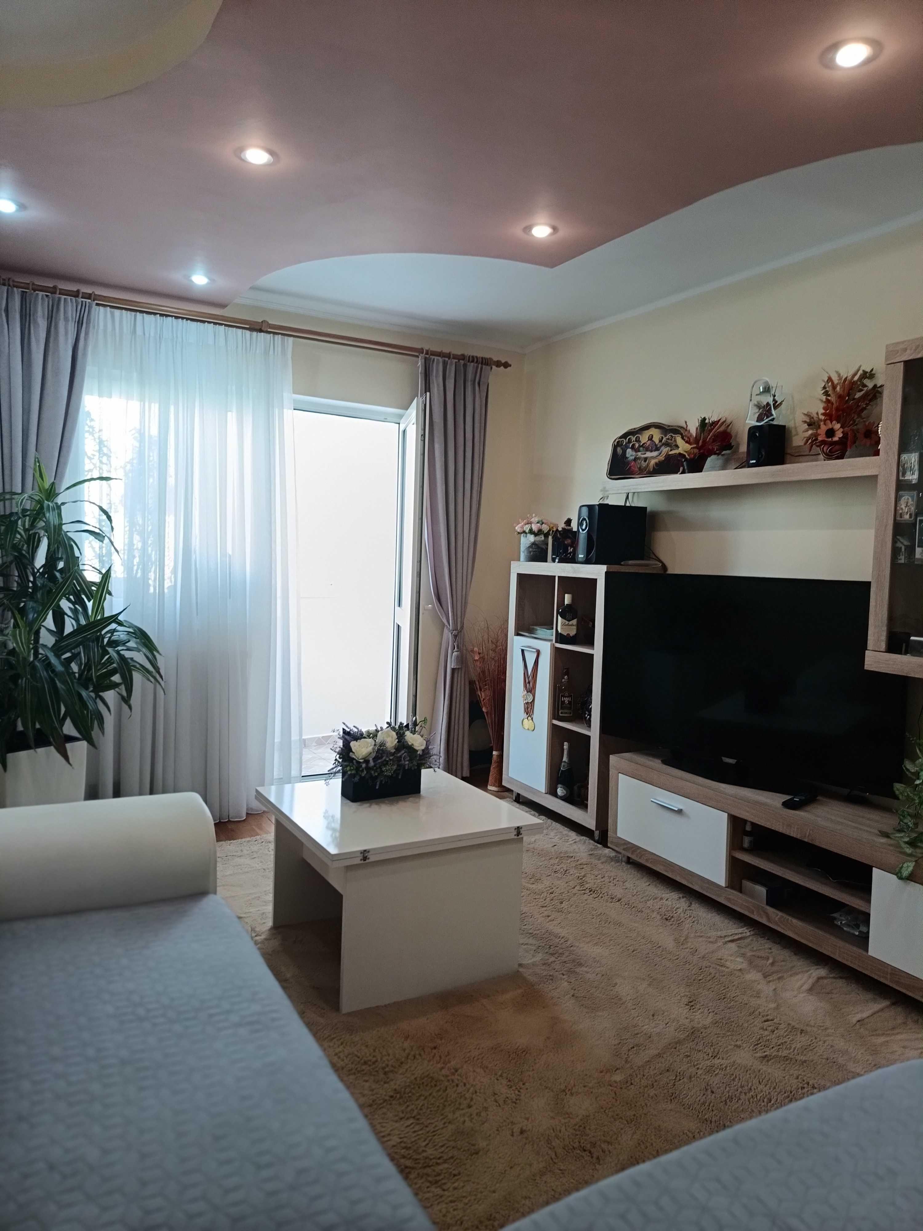 Apartament 3 camere in zona Astra, Muncitorilor