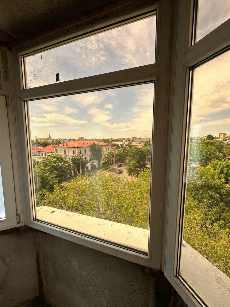 VAND APARTAMENT 3 CAMERE,VALEA ROSIE