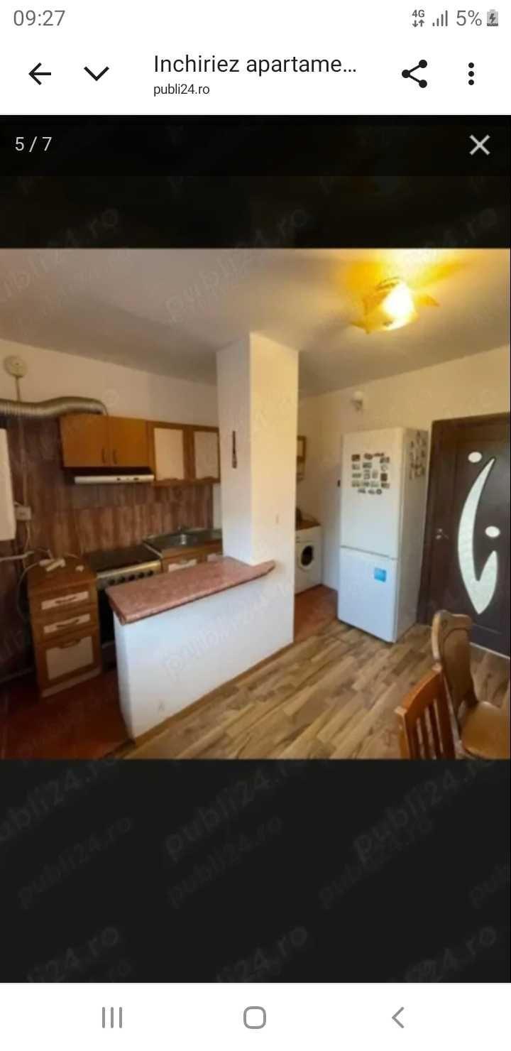 Vand apartament 3 camere decomandate