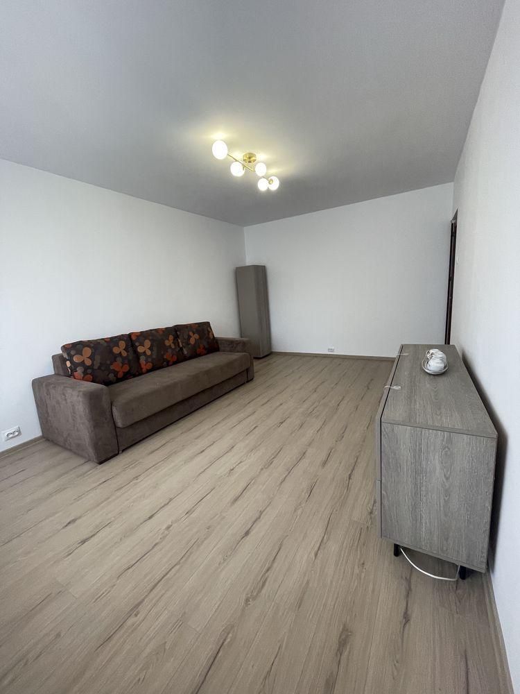 Inchiriez apartament 2 camere,Sarari,M-uri