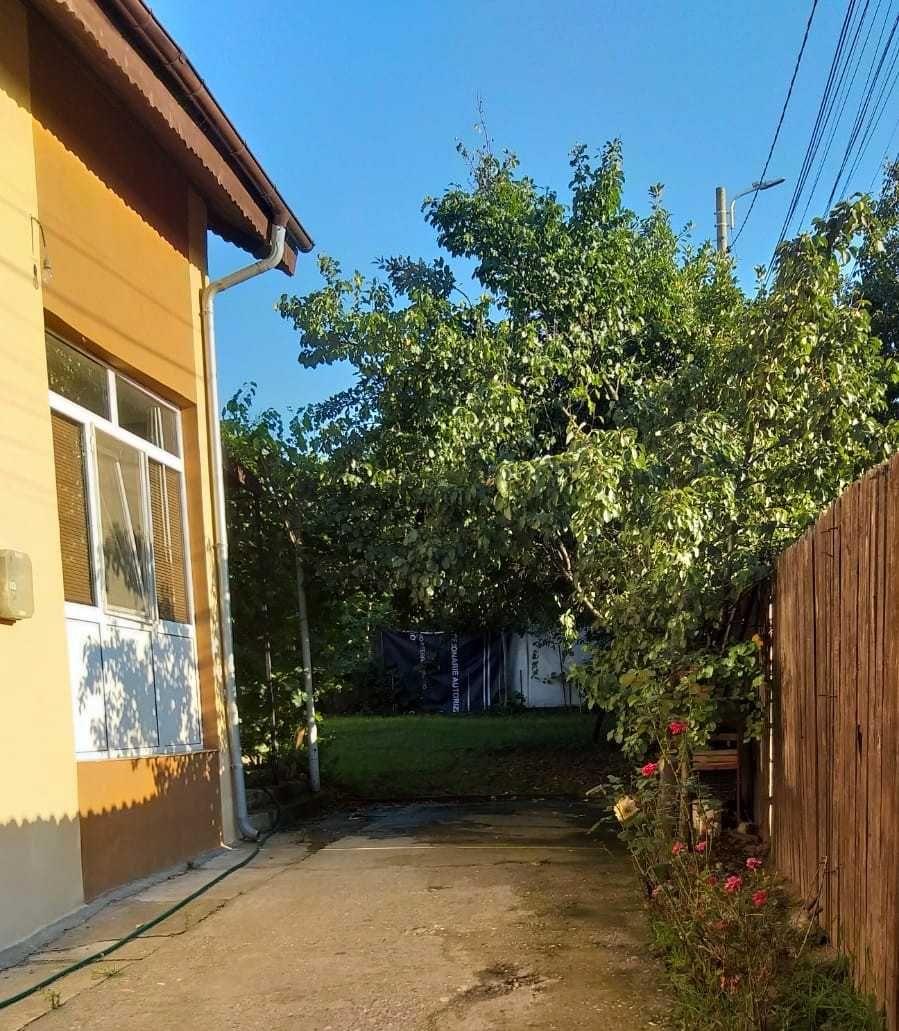 casa individuala de vanzare - imagine 1