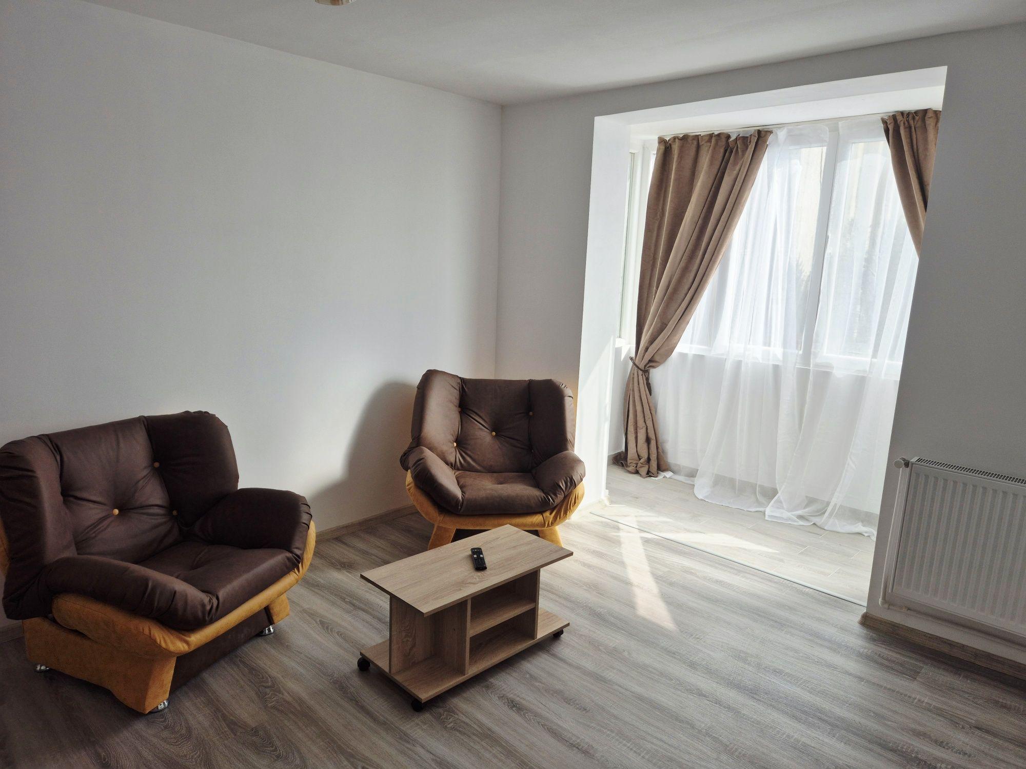 Proprietar închiriez apartament  2 camere
