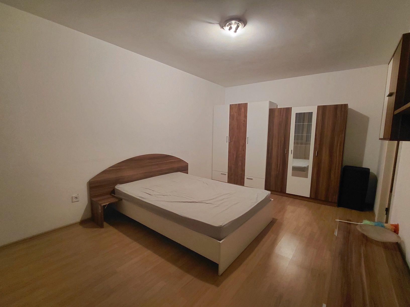 Închiriez apartament 2 camere la Obor