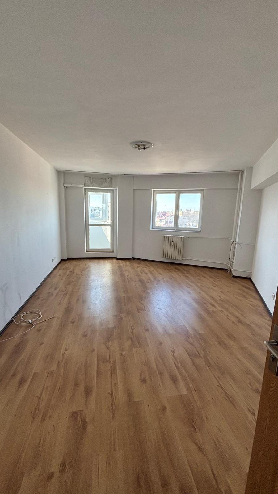 Apartament 4 camere 13 Septembrie