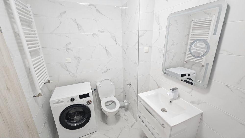 Inchiriez apartament si loc de parcare