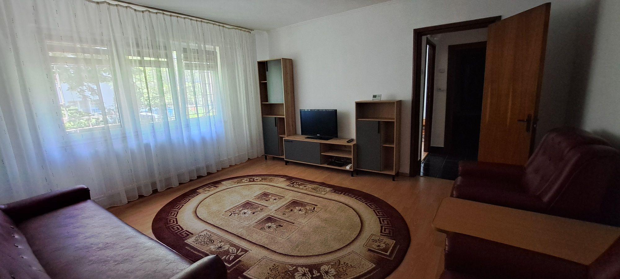 Apartament 2 camere de închiriat