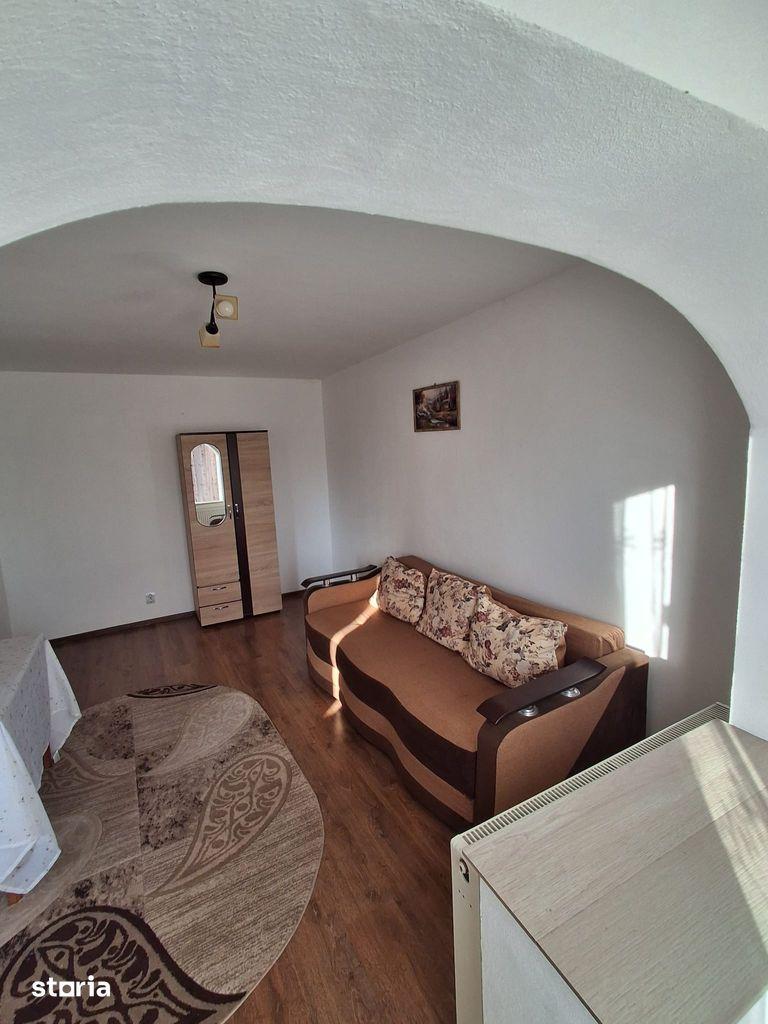 Vand garsoniera, Zona Dovali, Ramnicu Valcea, 28mp - imagine 1