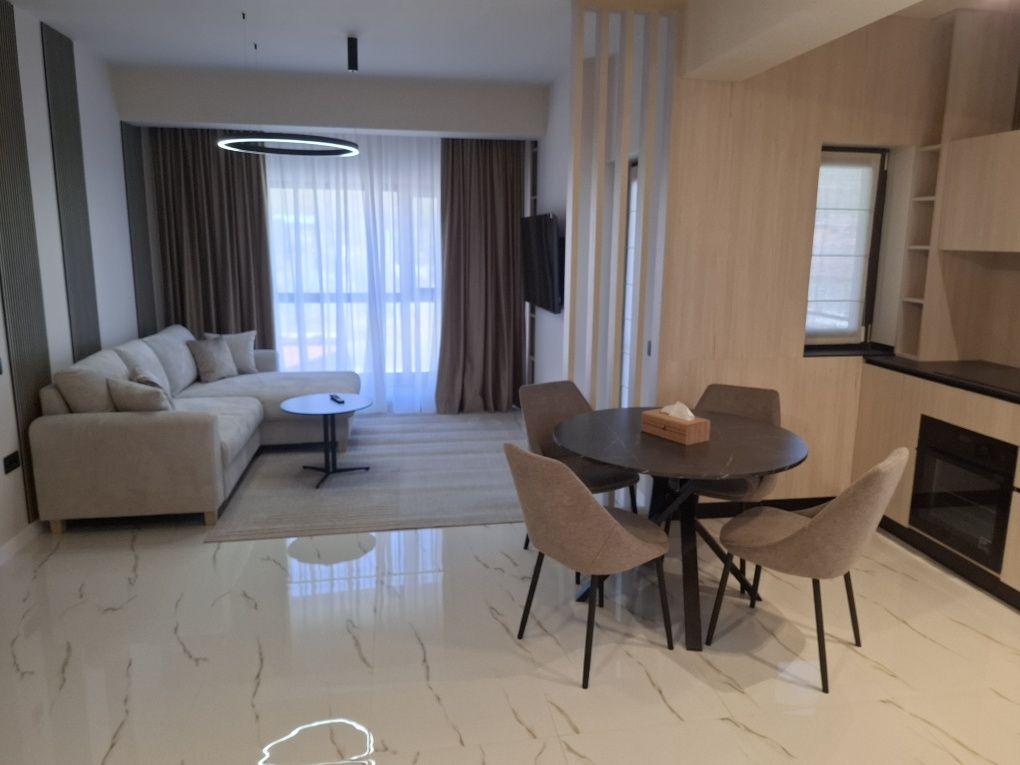 Vand apartament 2 dormitoare, living cu bucătărie open space, 1 baie, 2 terase, loc parcare. - imagine 1