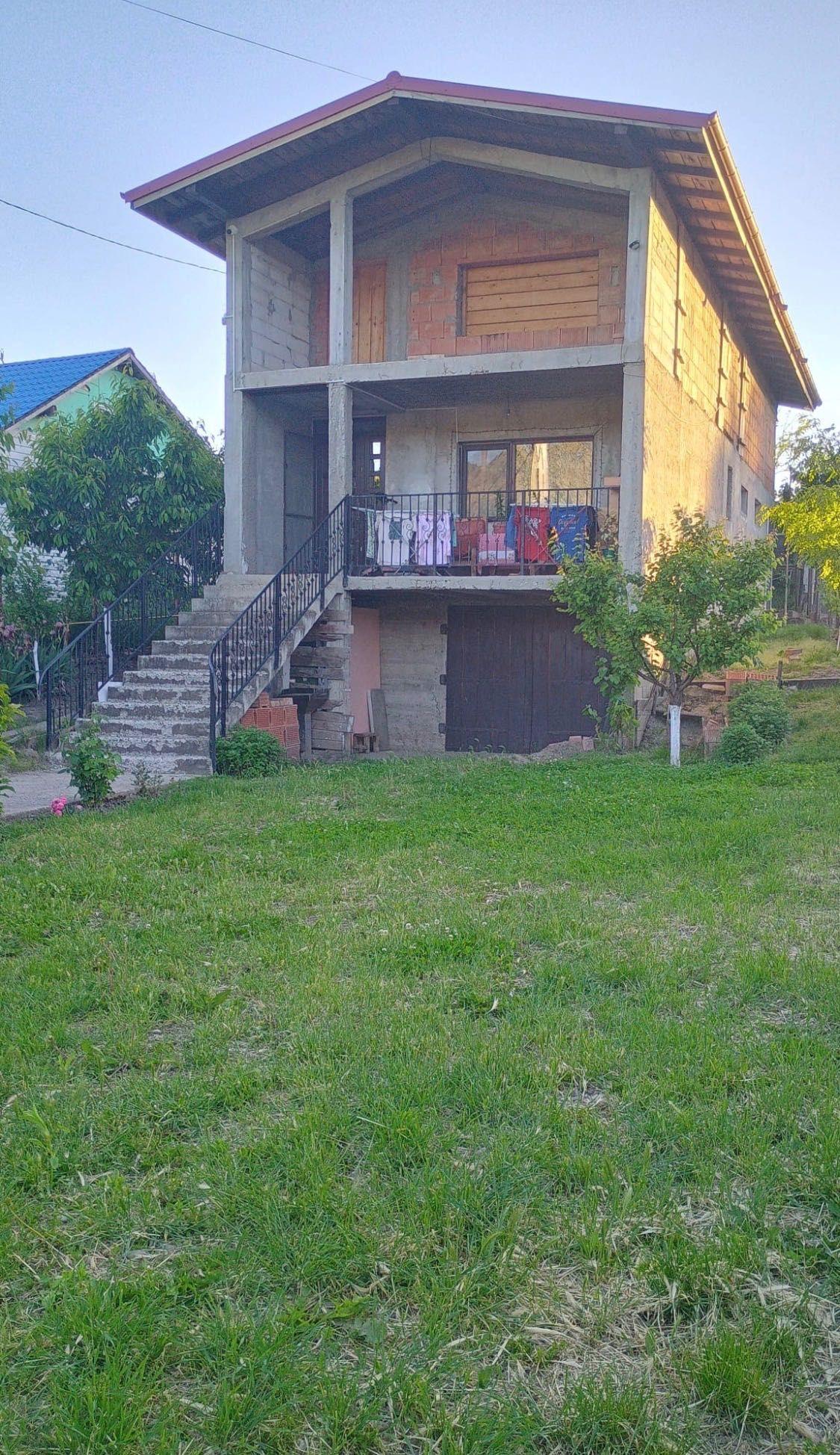 Casă lângă Iași, in Rediu.